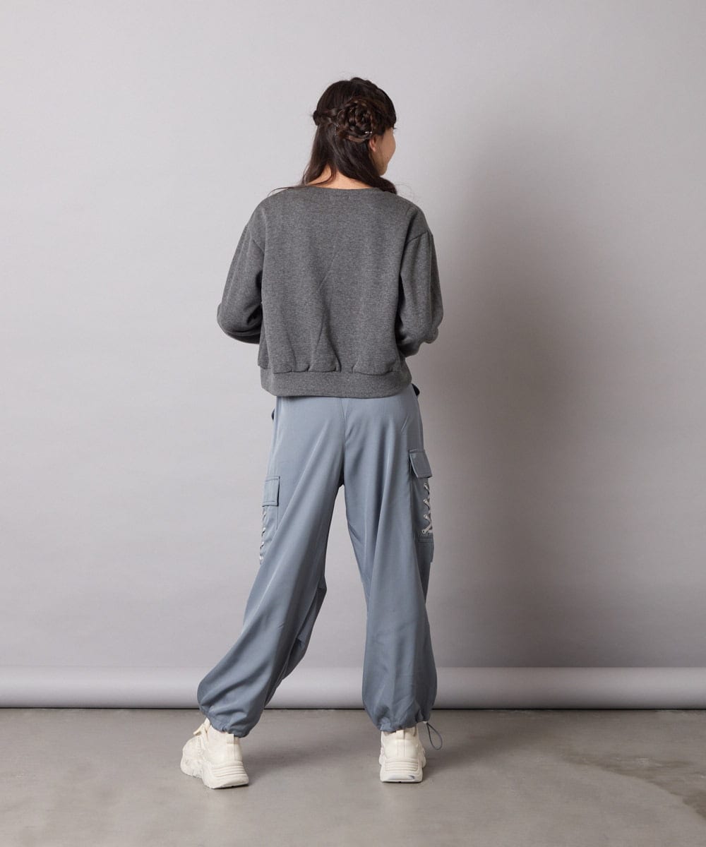 KJKAD02044 a.v.v KIDS(アー・ヴェ・ヴェ) [100-160]【裏起毛】レースロゴクロップドトレーナー グリーン