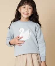 KJKAM42024 a.v.v KIDS(アー・ヴェ・ヴェ) [100-130]アソートモチーフトレーナー[WEB限定サイズ] ライトブルー(スワン)