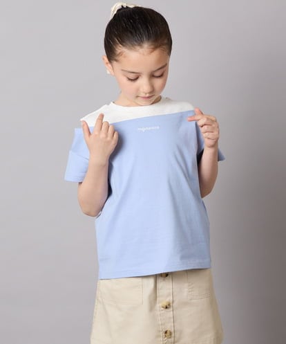 KJKGA03024 a.v.v KIDS [120-130]オフショルレイヤードロゴTシャツ
