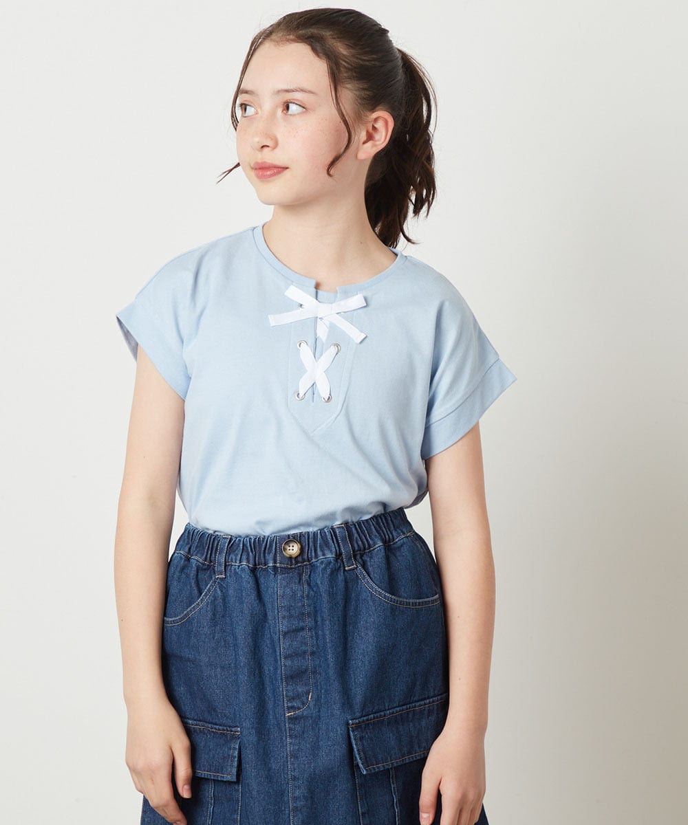 KJKGW10024 a.v.v KIDS(アー・ヴェ・ヴェ) [140-150]フロントレースUPTシャツ ライトブルー