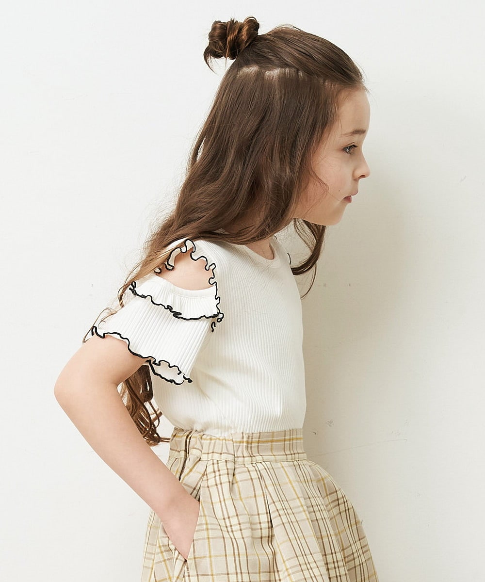 KJKHP30019 a.v.v KIDS(アー・ヴェ・ヴェ) [100-130]袖フリルテレコオープンショルダーTシャツ ホワイト