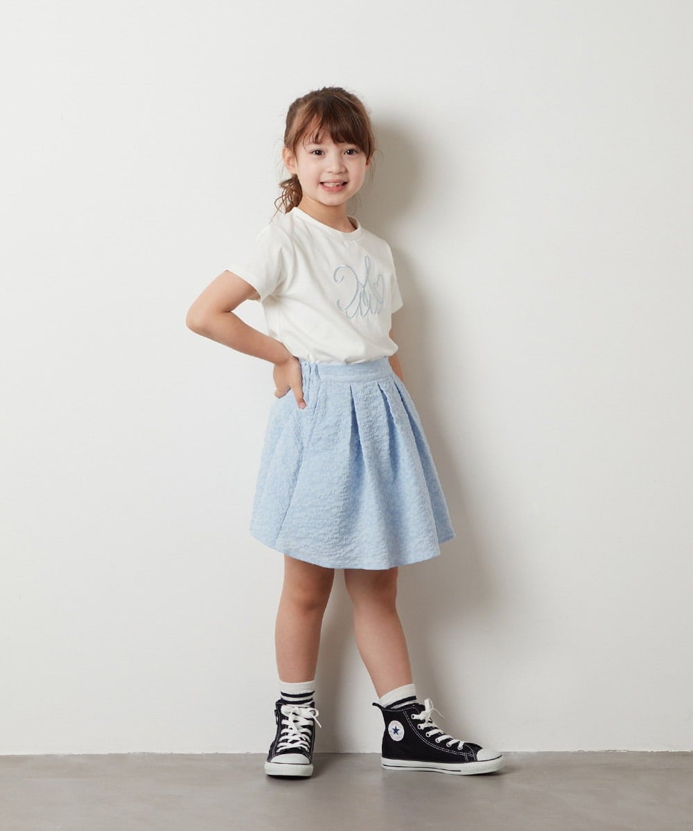 KJKHT23024 a.v.v KIDS(アー・ヴェ・ヴェ) [140-150]ビッグロゴ刺繍Tシャツ ライトブルー