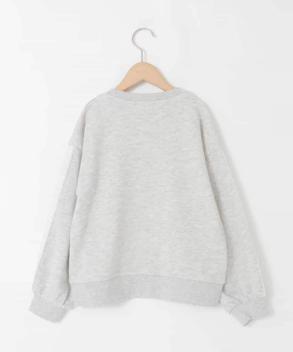 KJKKA34034 a.v.v KIDS(アー・ヴェ・ヴェ) [130-160]【袖デザイン/プリントロゴ＋パール調デザイン/通学にもオススメ】レーステープ裏毛トレーナー グレー