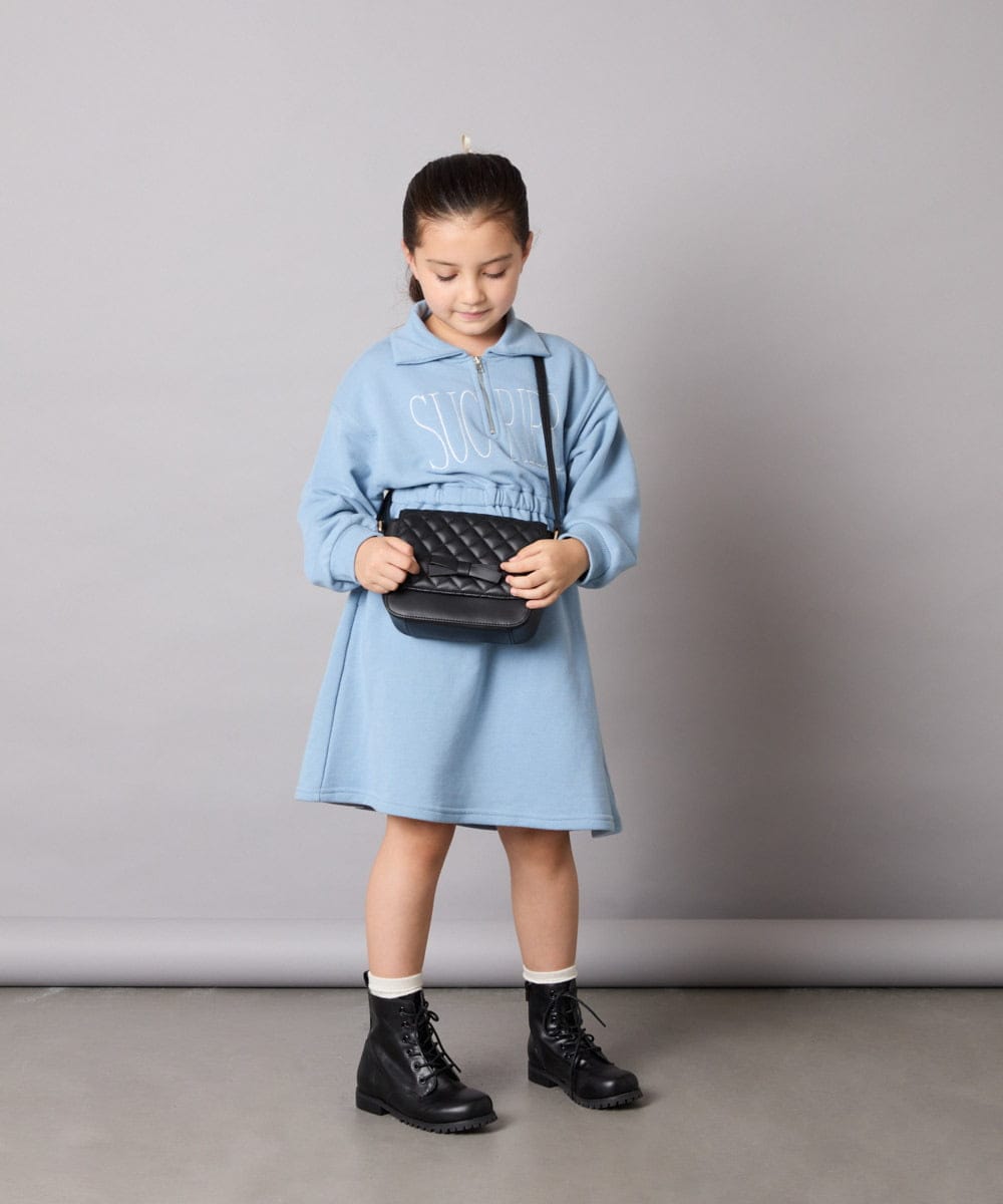 KJPAD01054 a.v.v KIDS(アー・ヴェ・ヴェ) [100-160]ハーフジップロゴトレーナーワンピース ライトブルー