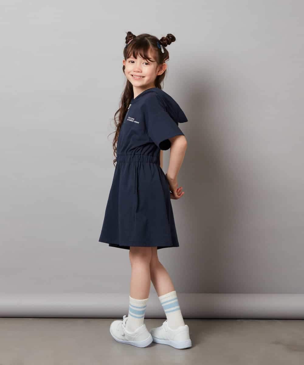 KJPHV20034 a.v.v KIDS(アー・ヴェ・ヴェ) [100-130]【接触冷感】ハーフジップフーディワンピース ライトグレー