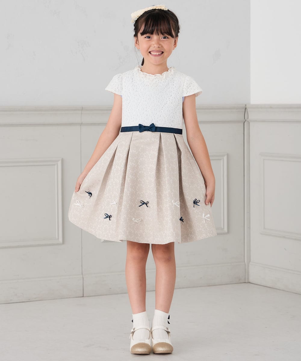 KQECD01129 a.v.v KIDS(アー・ヴェ・ヴェ) [110-130]【セレモニー/オケージョン/結婚式】フラワージャガードフィット＆フレアワンピース ベージュ