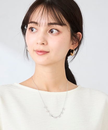 KS2GD16021 a.v.v フラワーモチーフネックレス