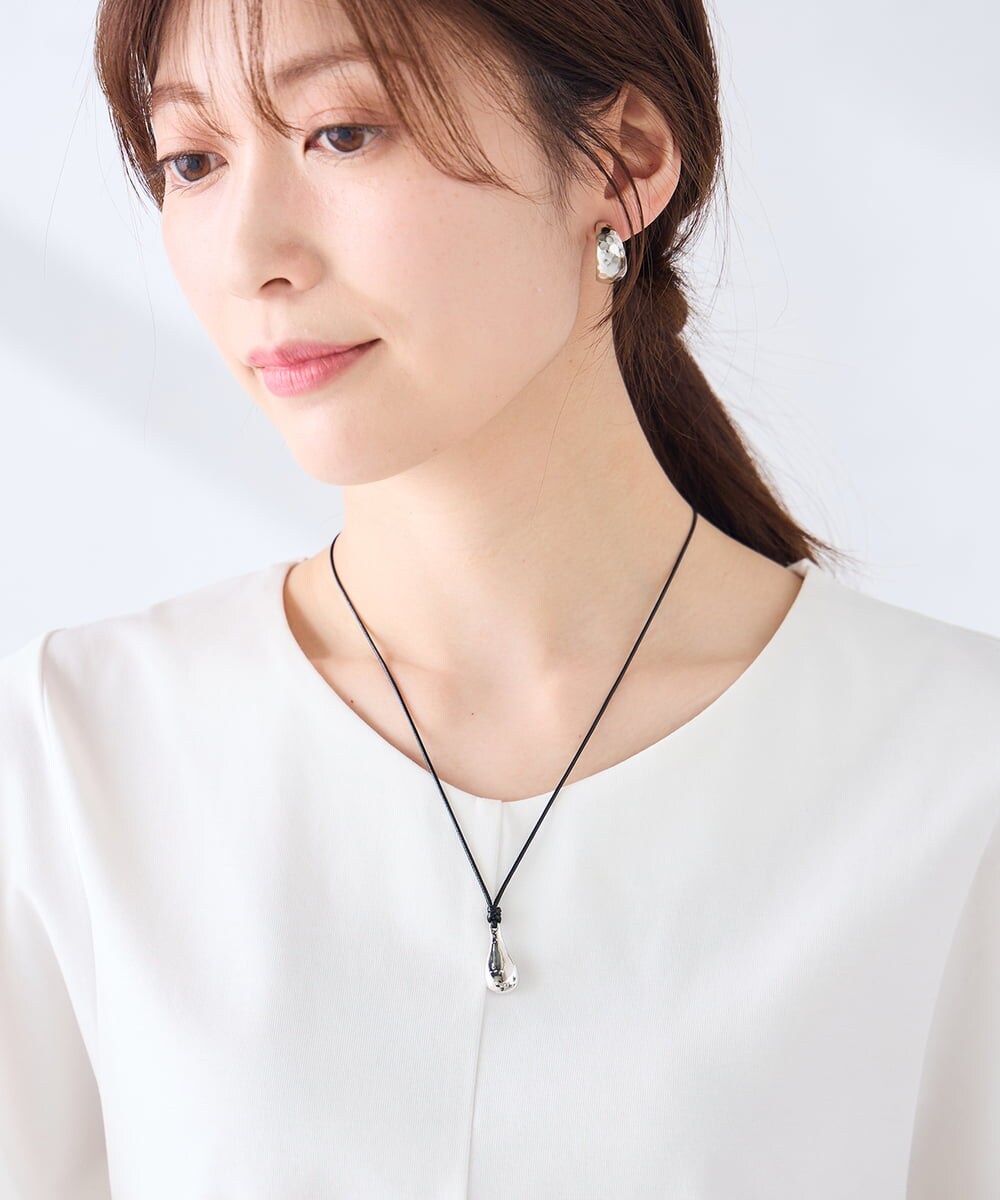 KS2GD21019 a.v.v(アー・ヴェ・ヴェ) ドロップモチーフコードネックレス ゴールド