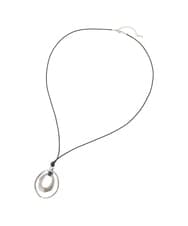 KS2GD22021 a.v.v(アー・ヴェ・ヴェ) オーバルモチーフネックレス ゴールド