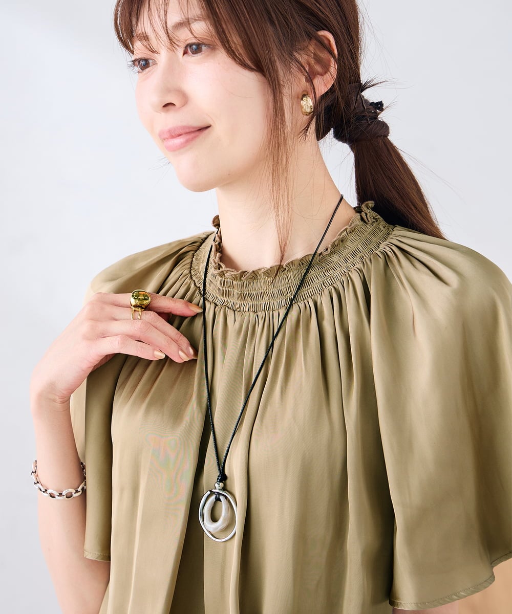 KS2GD22021 a.v.v(アー・ヴェ・ヴェ) オーバルモチーフネックレス ゴールド