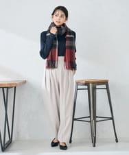 KS3AD04029 a.v.v(アー・ヴェ・ヴェ) チェック柄シアバターストール ネイビー