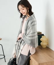 KS3AD04029 a.v.v(アー・ヴェ・ヴェ) チェック柄シアバターストール ライトグレー