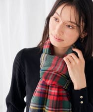 KS3AG05029 a.v.v(アー・ヴェ・ヴェ) チェック柄  大判マフラー グレー