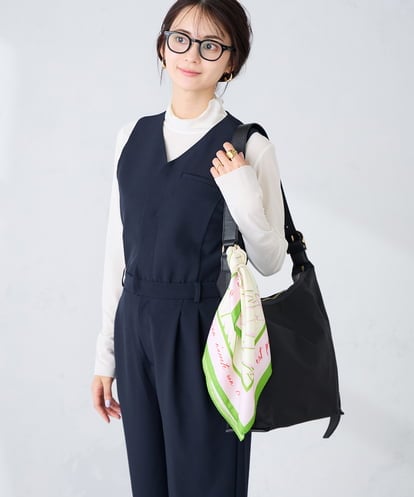 KS3GD01034 a.v.v シルクスカーフ