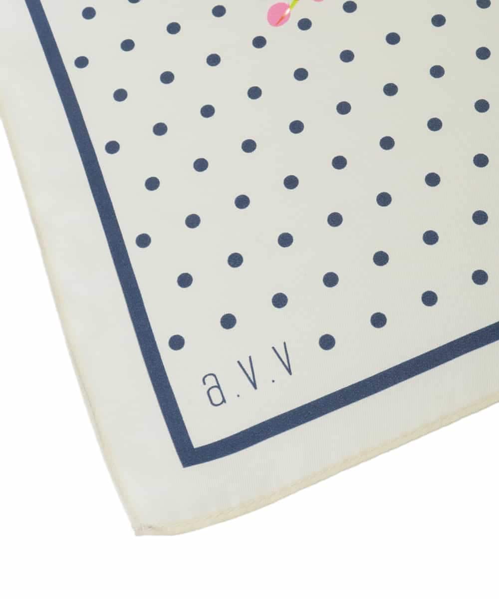 KS3GD01034 a.v.v(アー・ヴェ・ヴェ) シルクスカーフ アイボリー