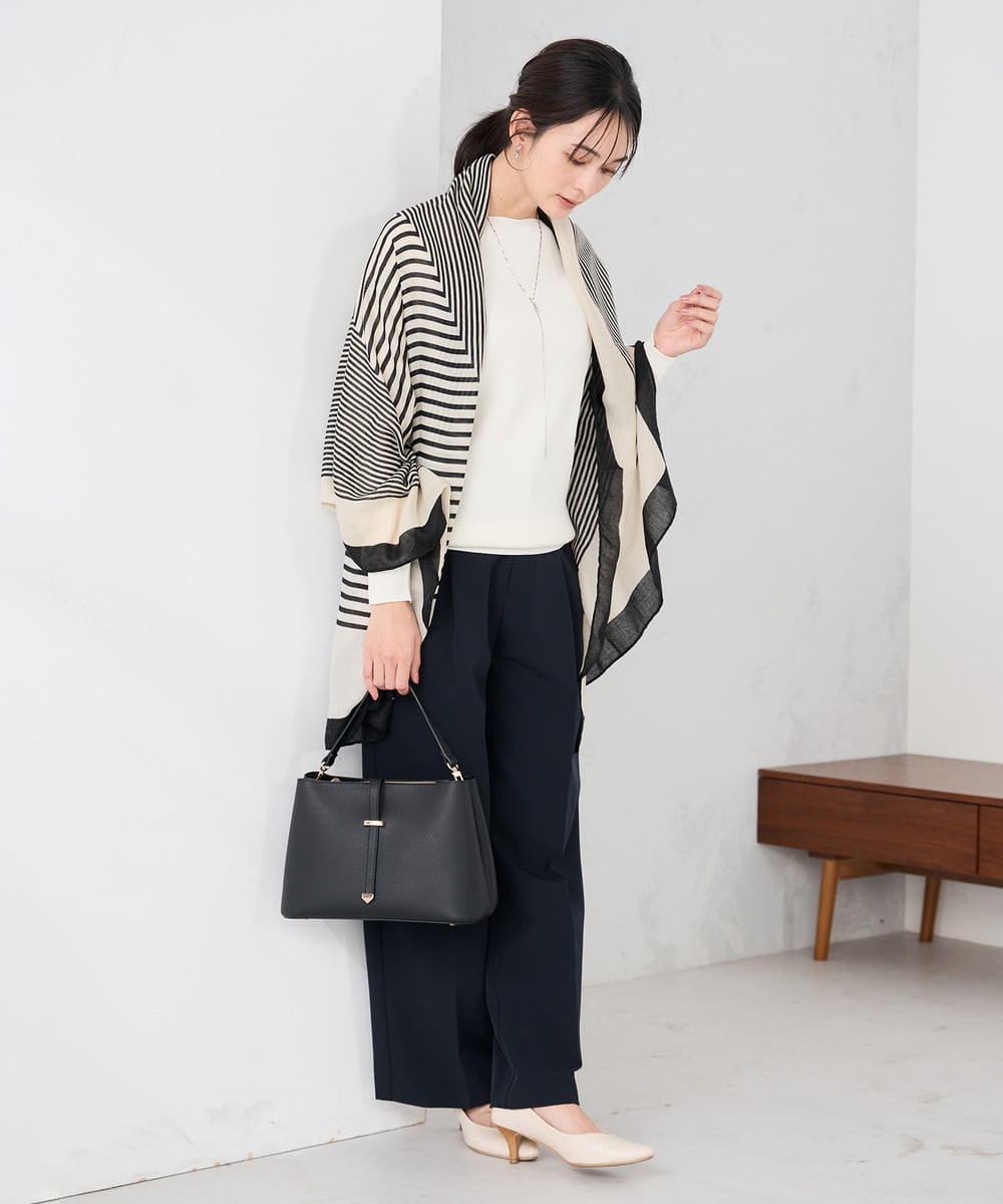 KS3GD02029 a.v.v(アー・ヴェ・ヴェ) 大判ストール ブラック