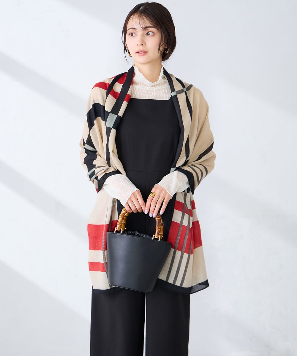 KS3GD03029 a.v.v(アー・ヴェ・ヴェ) 大判ストール グレー