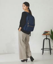 KS5AD11059 a.v.v(アー・ヴェ・ヴェ) 【多機能/A4収納可能】ナイロンリュック ネイビー
