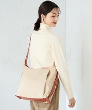KS5AD12059 a.v.v(アー・ヴェ・ヴェ) ナイロンショルダー ブラック