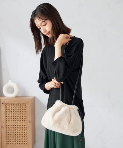KS5AD14034 a.v.v ファー巾着ショルダーバッグ