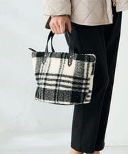 KS5AD15039 a.v.v(アー・ヴェ・ヴェ) ボアミニトート ブラック