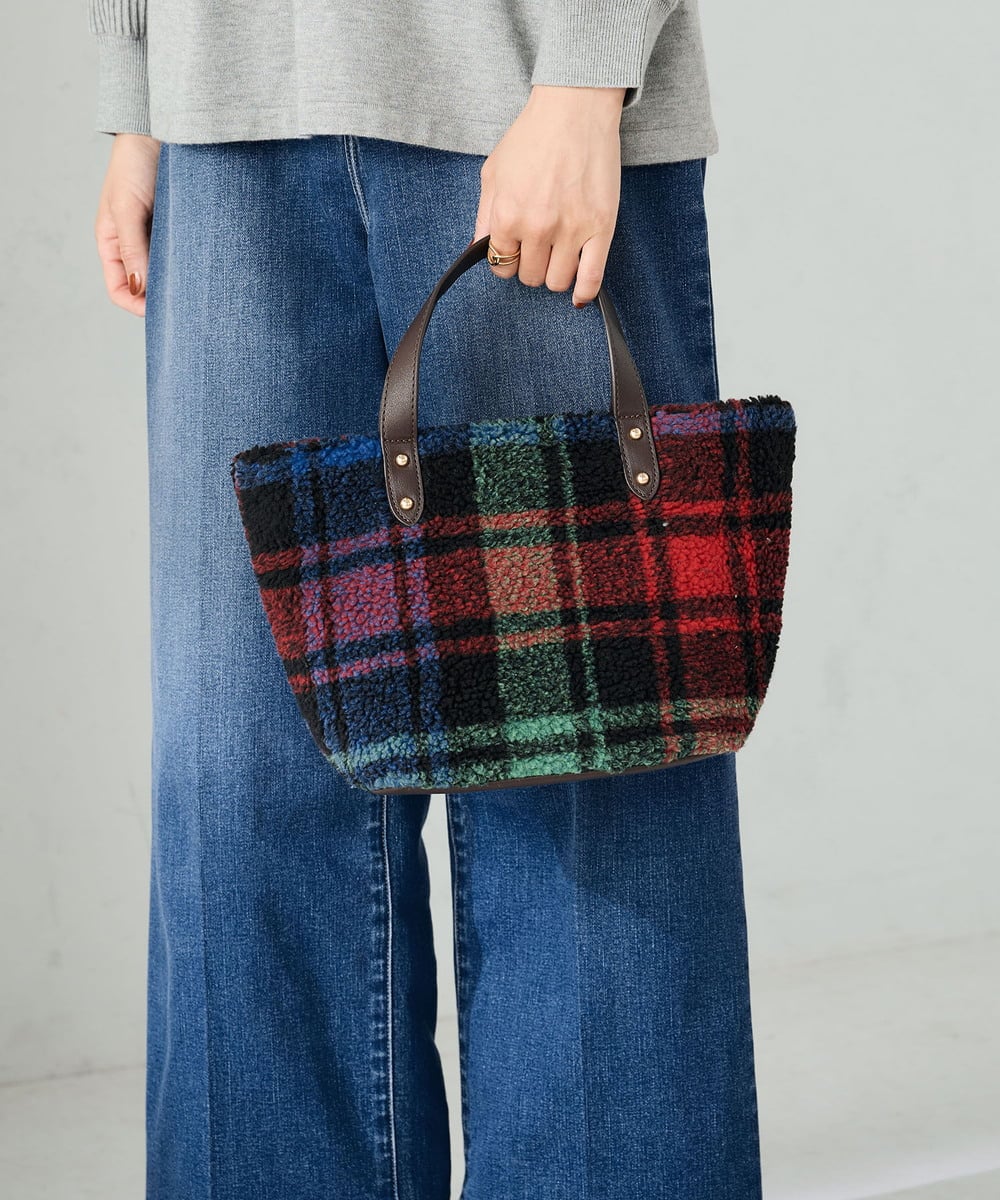 KS5AD15039 a.v.v(アー・ヴェ・ヴェ) ボアミニトート ブラック