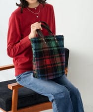 KS5AD16049 a.v.v(アー・ヴェ・ヴェ) ボアトート アイボリー