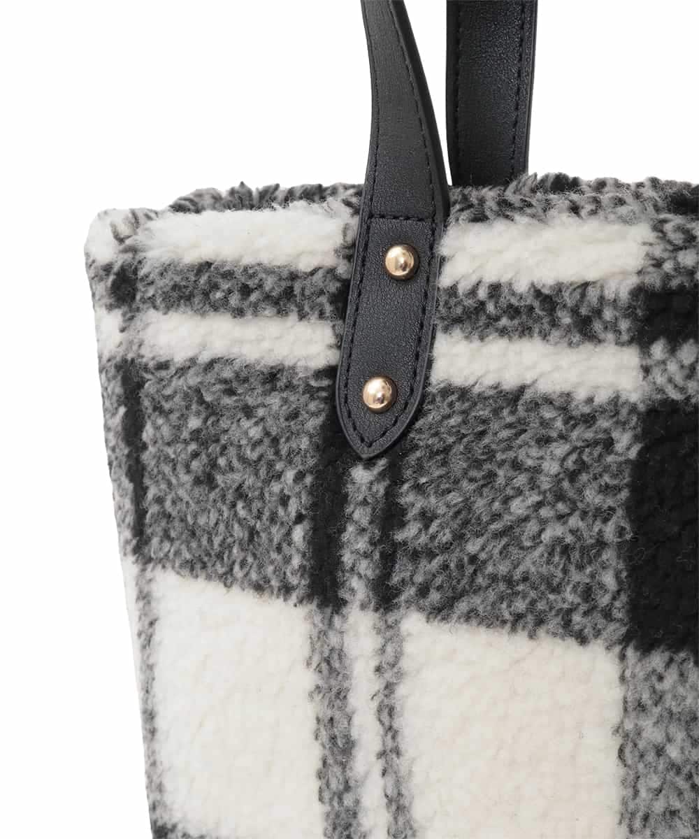 KS5AD16049 a.v.v(アー・ヴェ・ヴェ) ボアトート ブラック