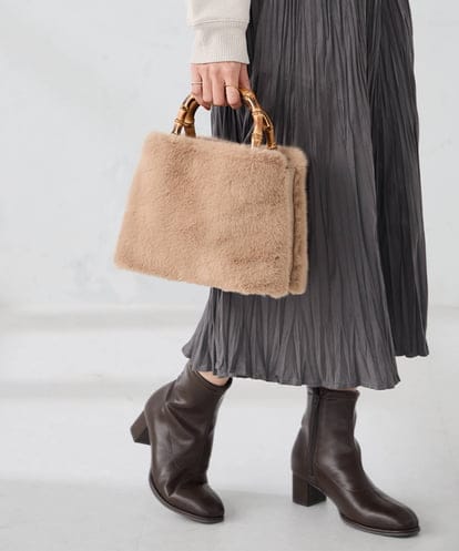 KS5AD19069 a.v.v バンブーハンドルファーバッグ