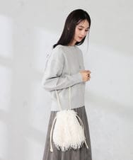 KS5AD22036 a.v.v(アー・ヴェ・ヴェ) シャギー巾着ショルダーバッグ ホワイト