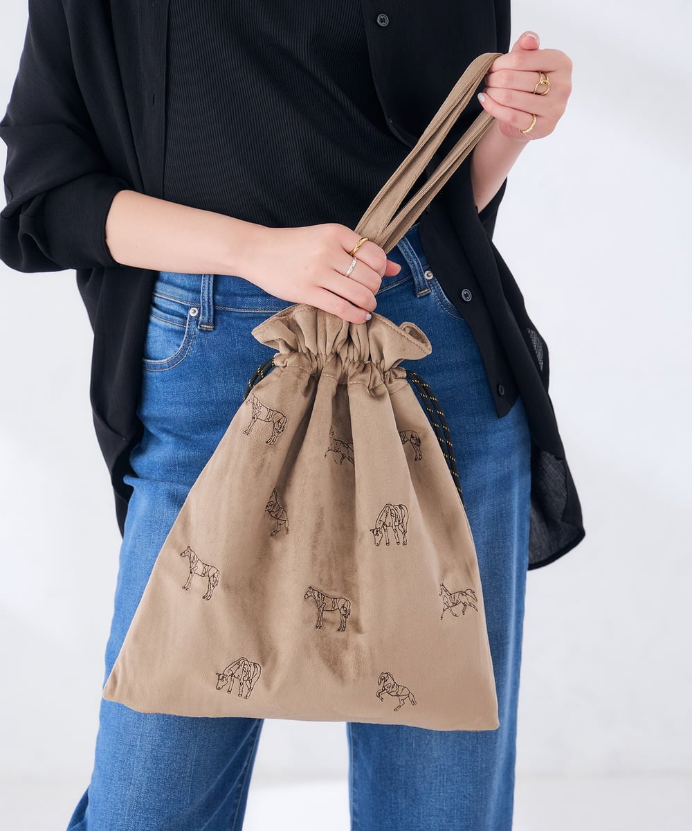 KS5AG05045 a.v.v(アー・ヴェ・ヴェ) 刺繍トートバッグ ベージュ