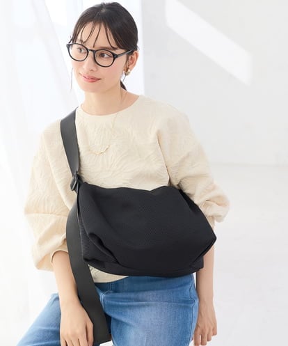 KS5AG25059 a.v.v メッシュ ショルダーバッグ