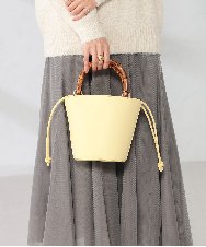 KS5ED02064 a.v.v(アー・ヴェ・ヴェ) バンブーハンドルミニバケツトート ライトイエロー