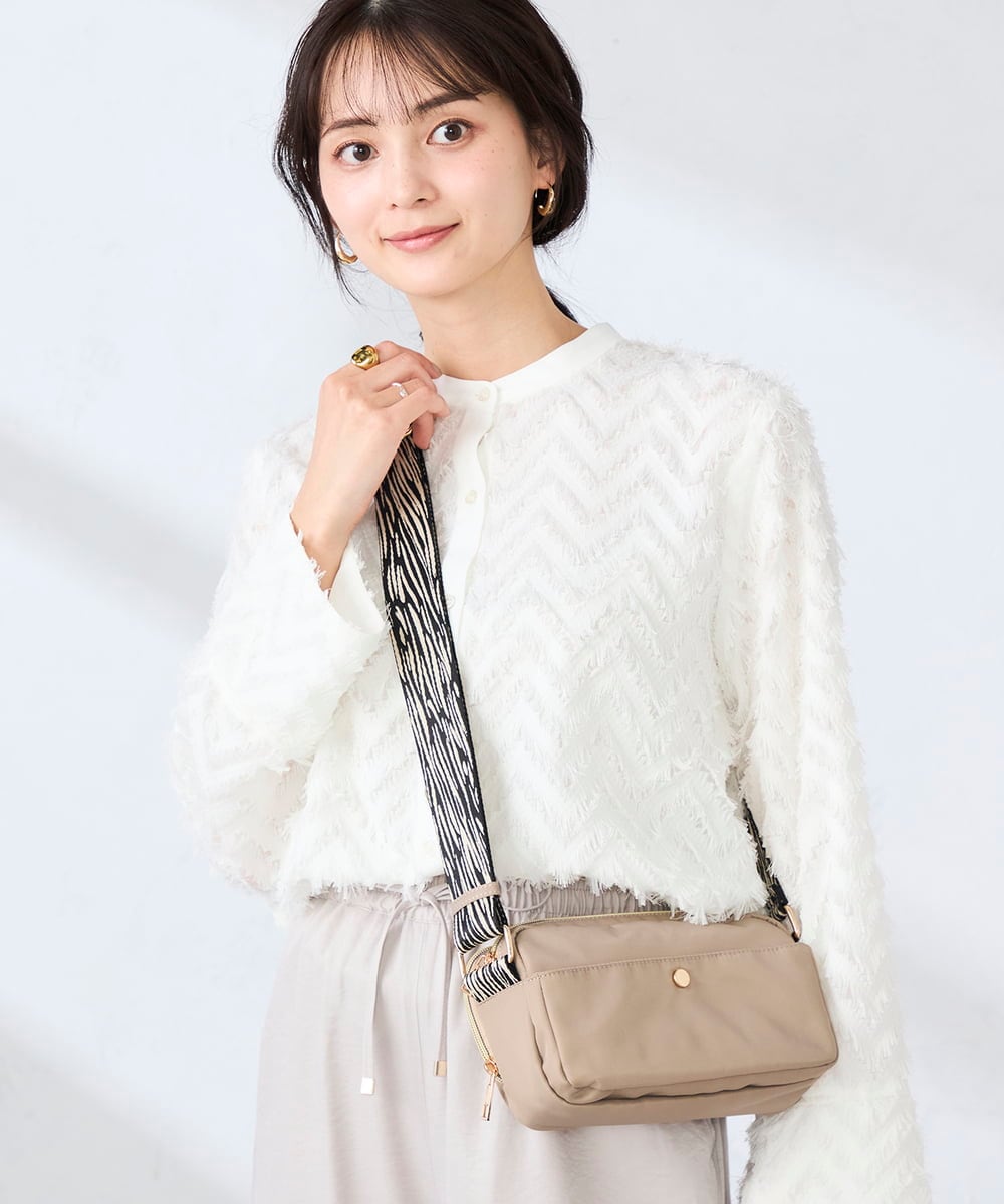 KS5GD01046 a.v.v(アー・ヴェ・ヴェ) メニ—ポケットショルダーバッグ ベージュ