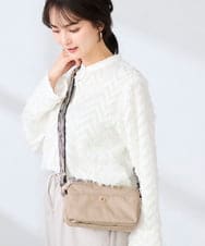 KS5GD01046 a.v.v(アー・ヴェ・ヴェ) メニ—ポケットショルダーバッグ ブラウン