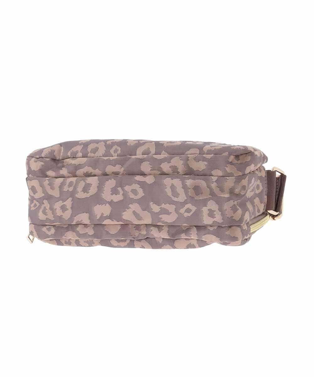 KS5GD01046 a.v.v(アー・ヴェ・ヴェ) メニ—ポケットショルダーバッグ ブラウン