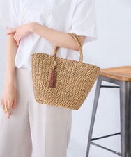 KS5GD07059 a.v.v(アー・ヴェ・ヴェ) ラメカゴバッグ ベージュ