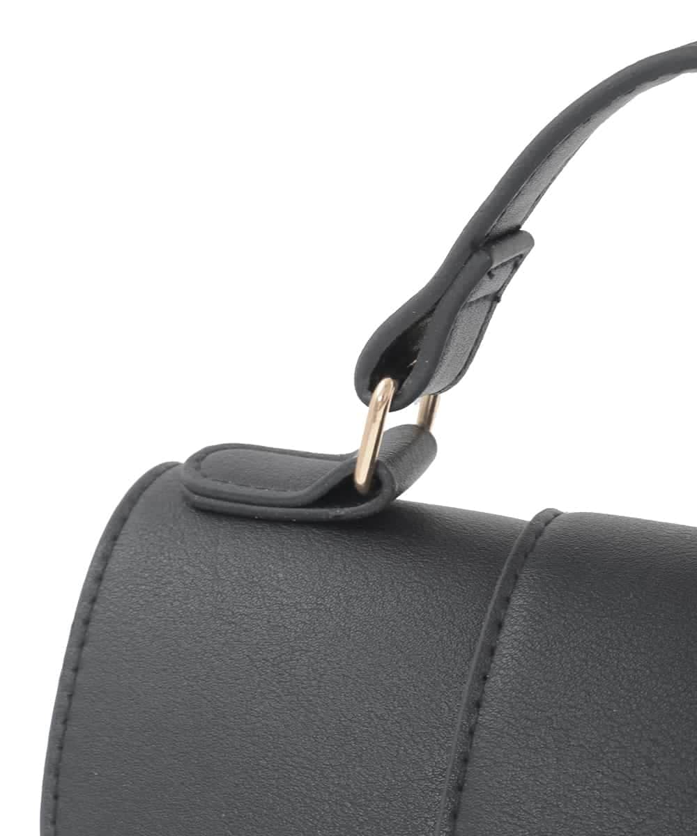 KS5GD09069 a.v.v(アー・ヴェ・ヴェ) フラップカゴショルダーバッグ ブラック