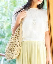 KS5GD10059 a.v.v(アー・ヴェ・ヴェ) ラメフィルム透かし編みショルダーバッグ アイボリー