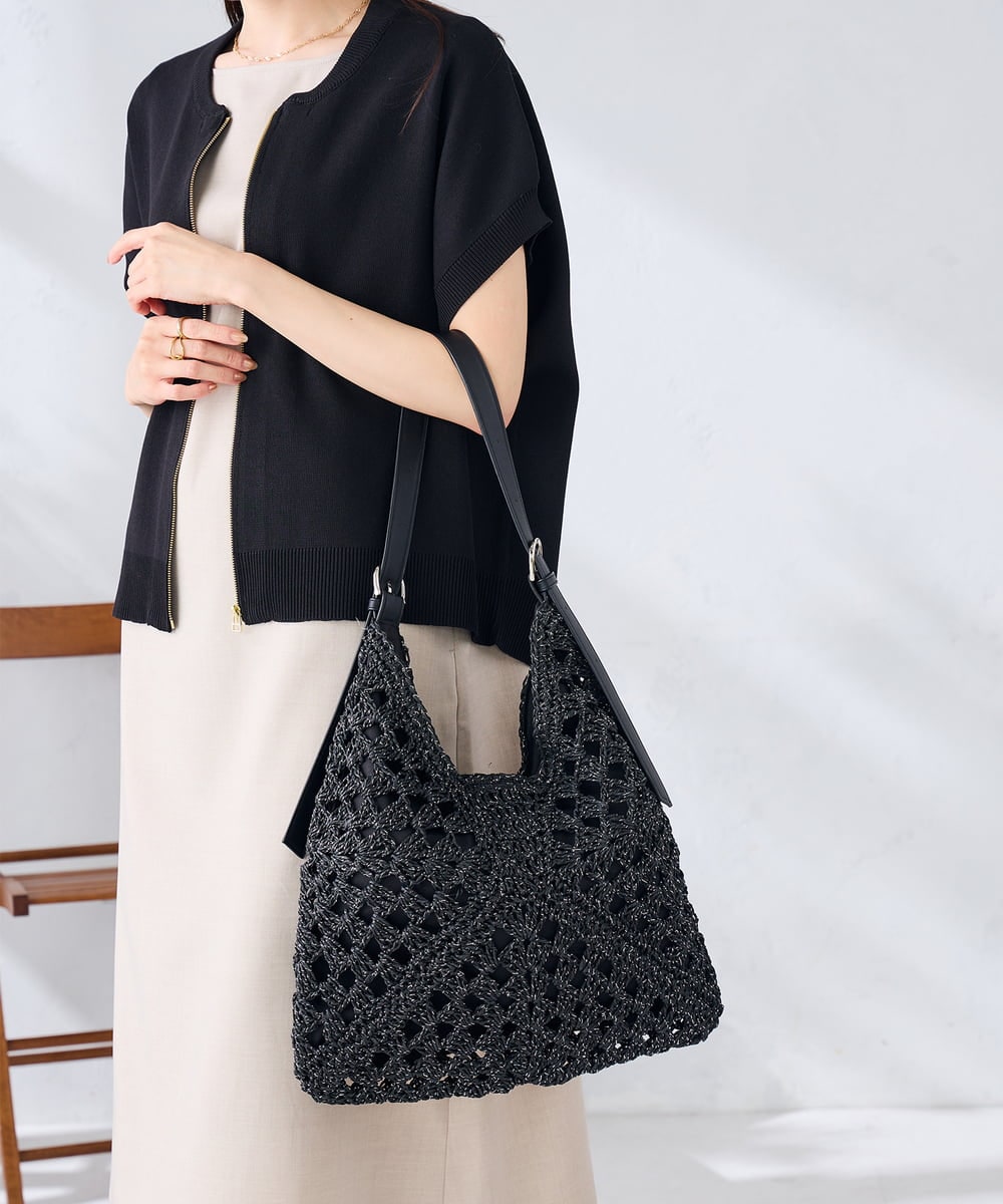 KS5GD10059 a.v.v(アー・ヴェ・ヴェ) ラメフィルム透かし編みショルダーバッグ アイボリー