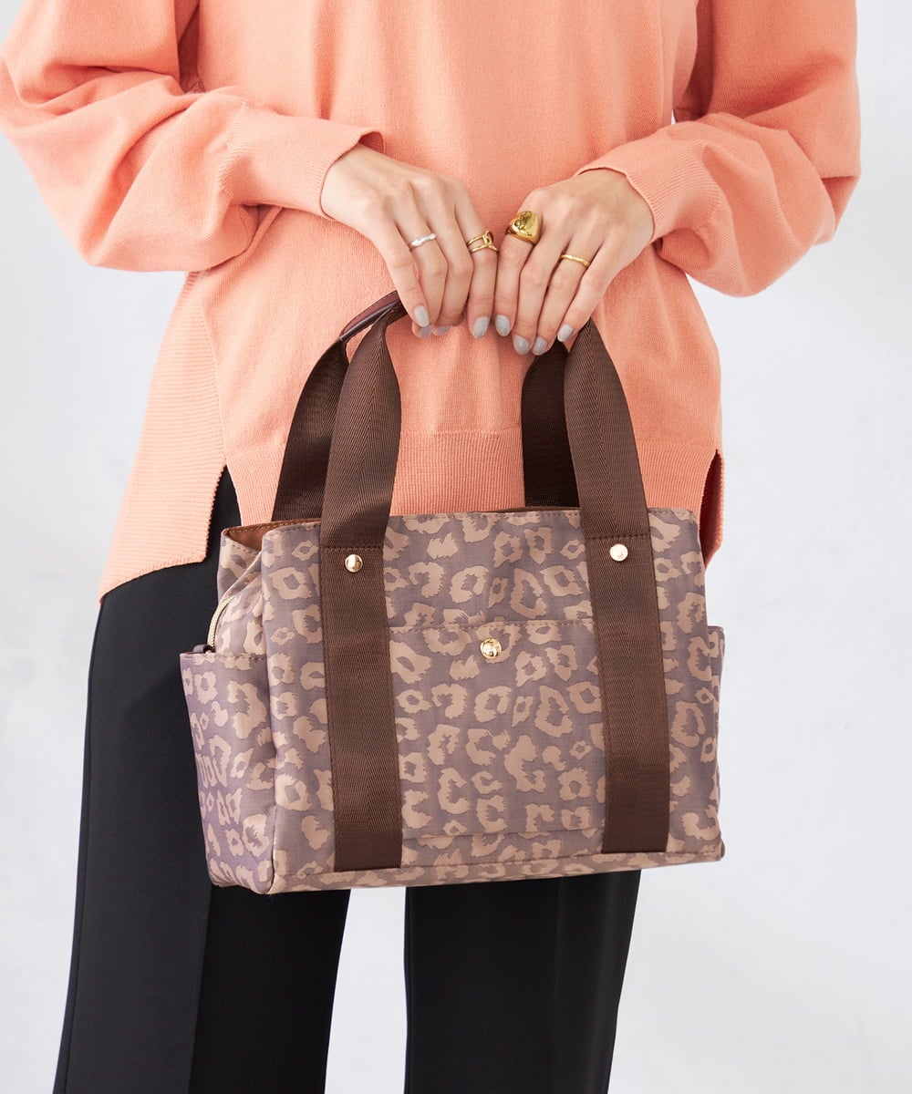 KS5GD14049 a.v.v(アー・ヴェ・ヴェ) 【2WAY】10ポケットバッグ ブラウン