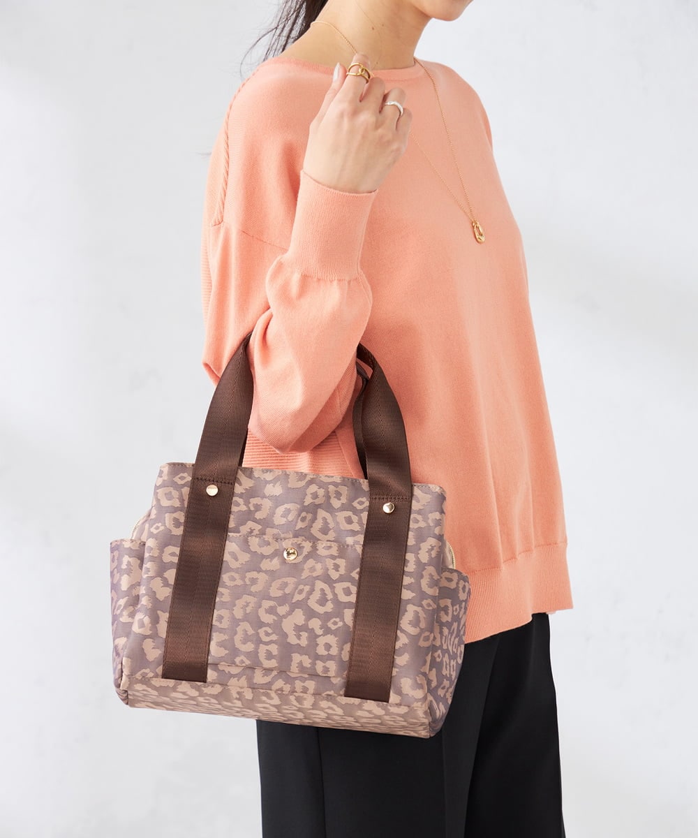 KS5GD14049 a.v.v(アー・ヴェ・ヴェ) 【2WAY】10ポケットバッグ ブラック