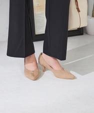 KS6AD03054 a.v.v(アー・ヴェ・ヴェ) ポイントベーシックパンプス アイボリー