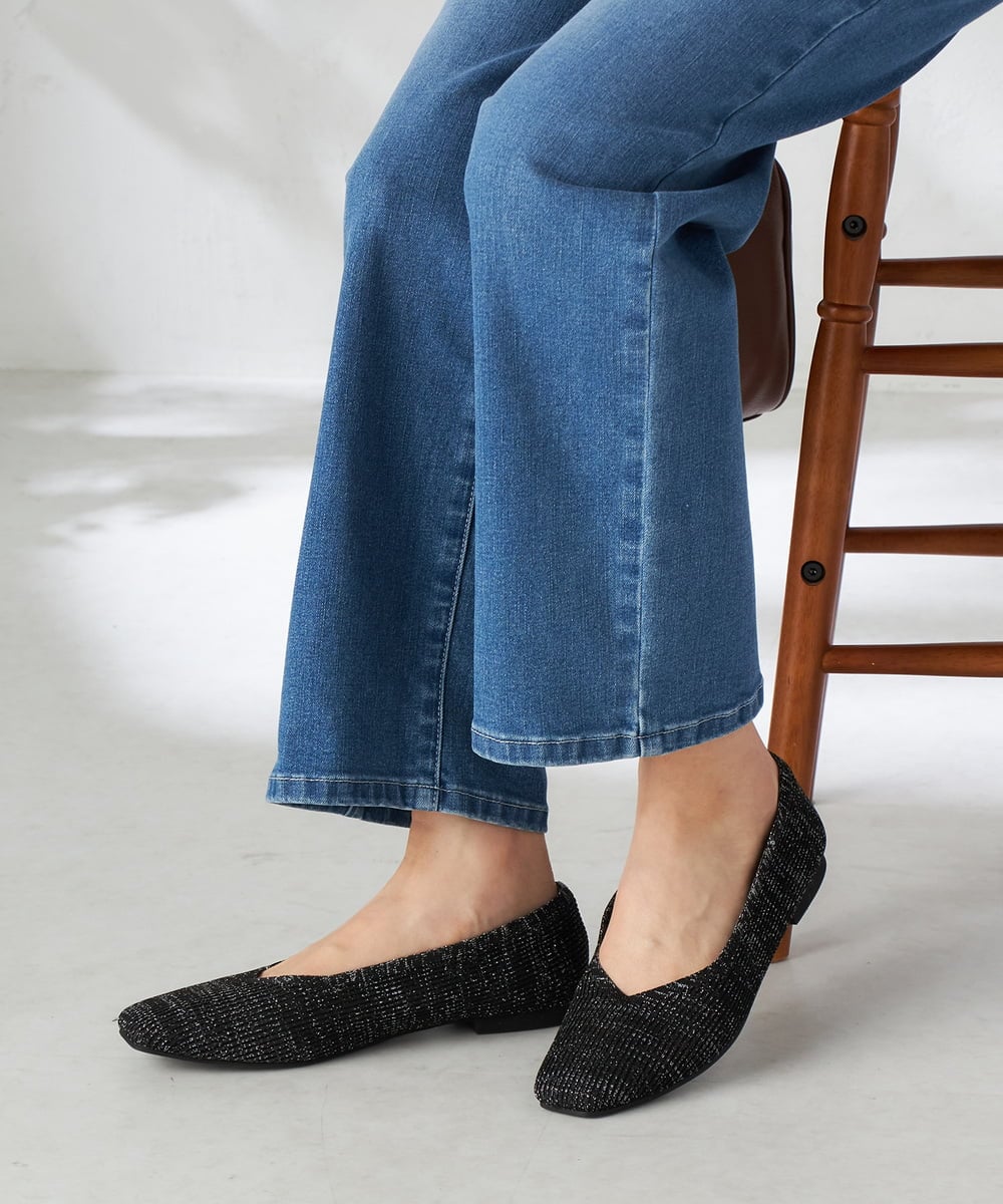 KS6AD04046 a.v.v(アー・ヴェ・ヴェ) ラメニットパンプス ブラック