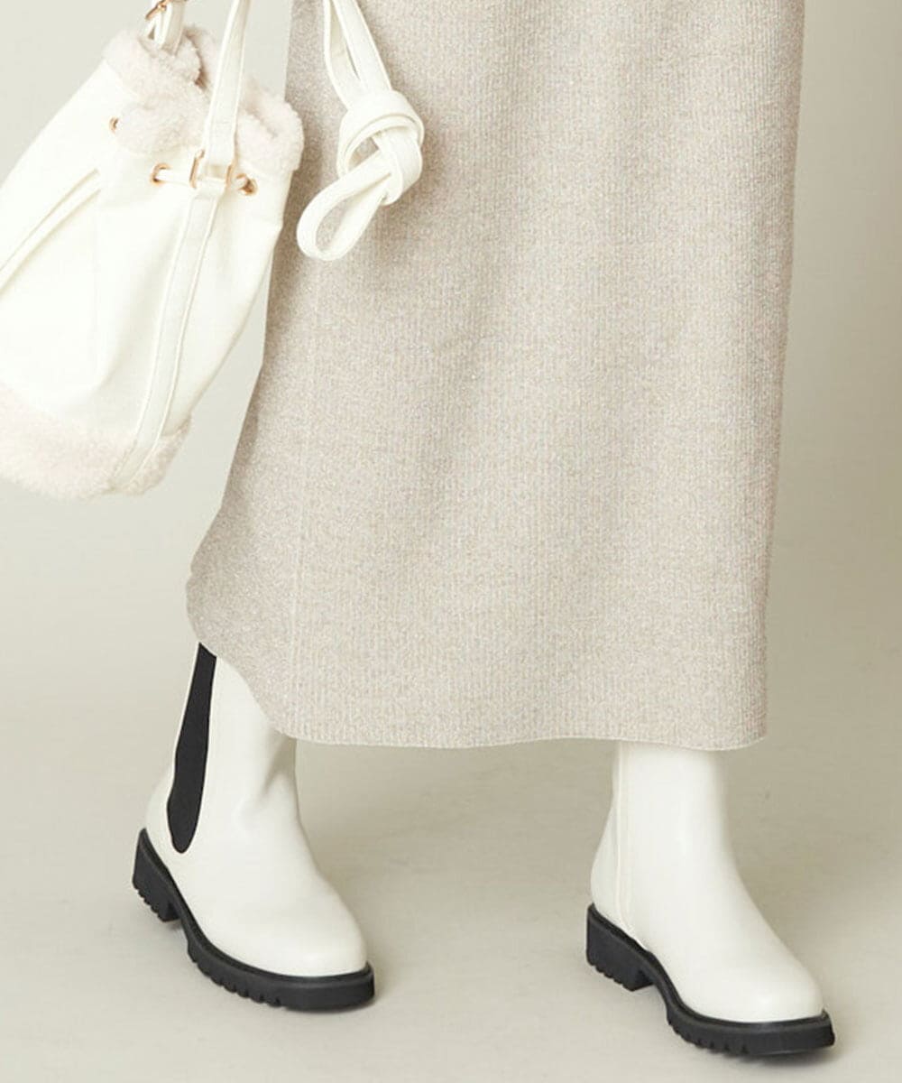 KS6AV13064 a.v.v(アー・ヴェ・ヴェ) サイドゴアブーツ アイボリー