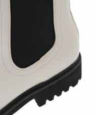 KS6AV13064 a.v.v(アー・ヴェ・ヴェ) サイドゴアブーツ アイボリー