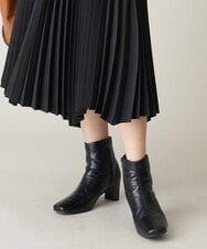 KS6AV30059 a.v.v(アー・ヴェ・ヴェ) センターシームショートブーツ ブラック