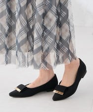 KS6GD02059 a.v.v(アー・ヴェ・ヴェ) バックル付きローカットパンプス アイボリー