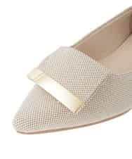 KS6GD02059 a.v.v(アー・ヴェ・ヴェ) バックル付きローカットパンプス アイボリー