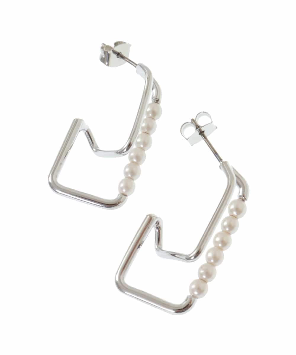 KSPJM08016 a.v.v(アー・ヴェ・ヴェ) パール調スクエアピアス シルバー